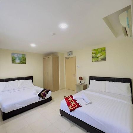 Noor Hotel Kangar Bagian luar foto