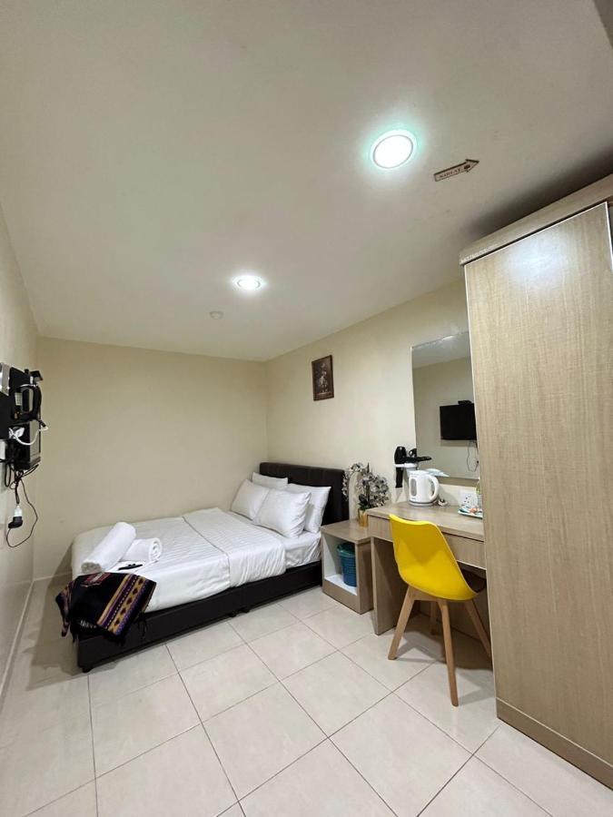 Noor Hotel Kangar Bagian luar foto