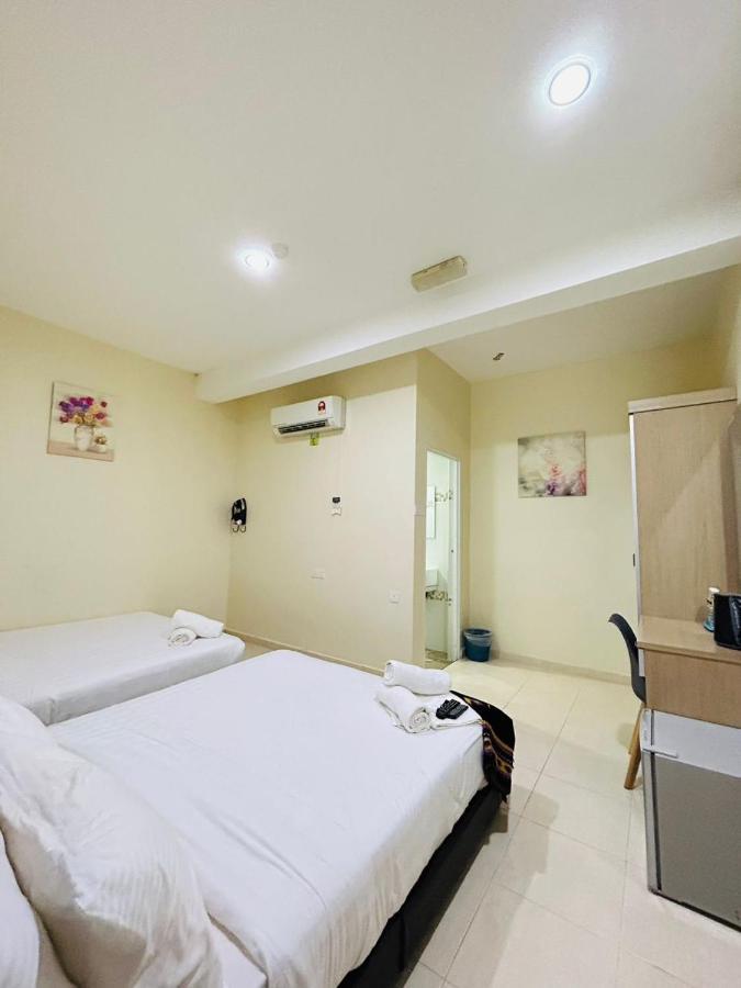 Noor Hotel Kangar Bagian luar foto