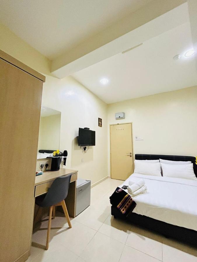 Noor Hotel Kangar Bagian luar foto
